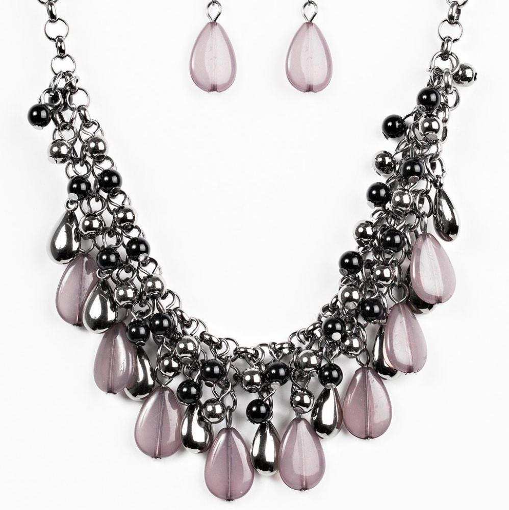 Paparazzi Diva Attitude Black Necklace Set